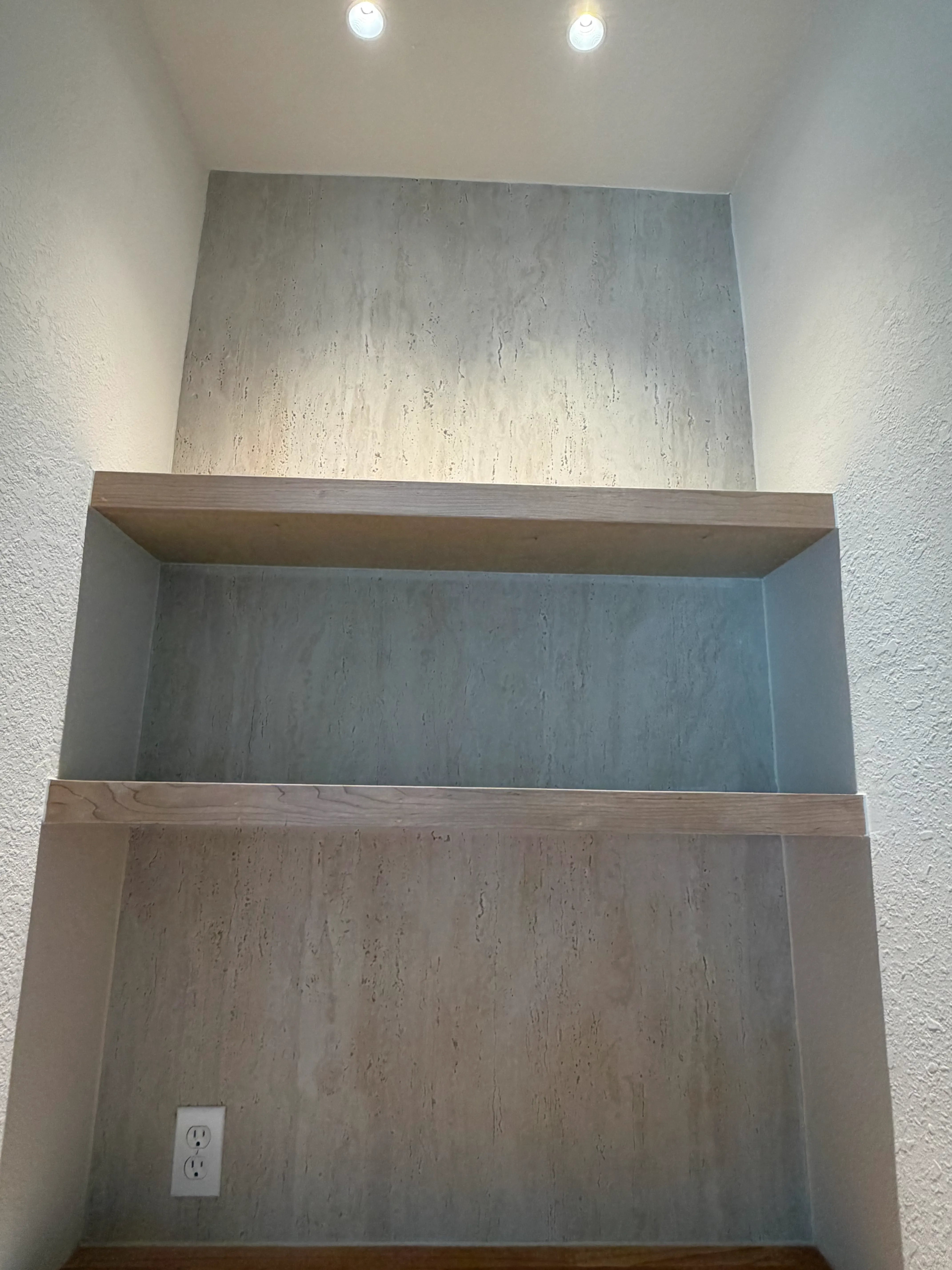 Travertine-Texture Stone Wall Panels  | Milan Ivory